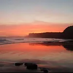 Una Ventana A Las Playas Y Acantilados De Conil