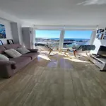 Una Ventana A Las Playas Y Acantilados De Conil